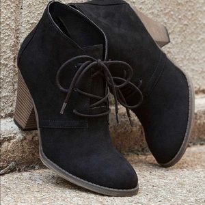 Mia black booties